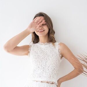 NWT - Chicwish DIVA FULL LACE CROP TOP IN WHITE